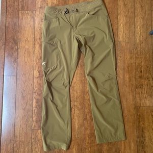 Arc’teryx Lefroy pants, Tan size 34